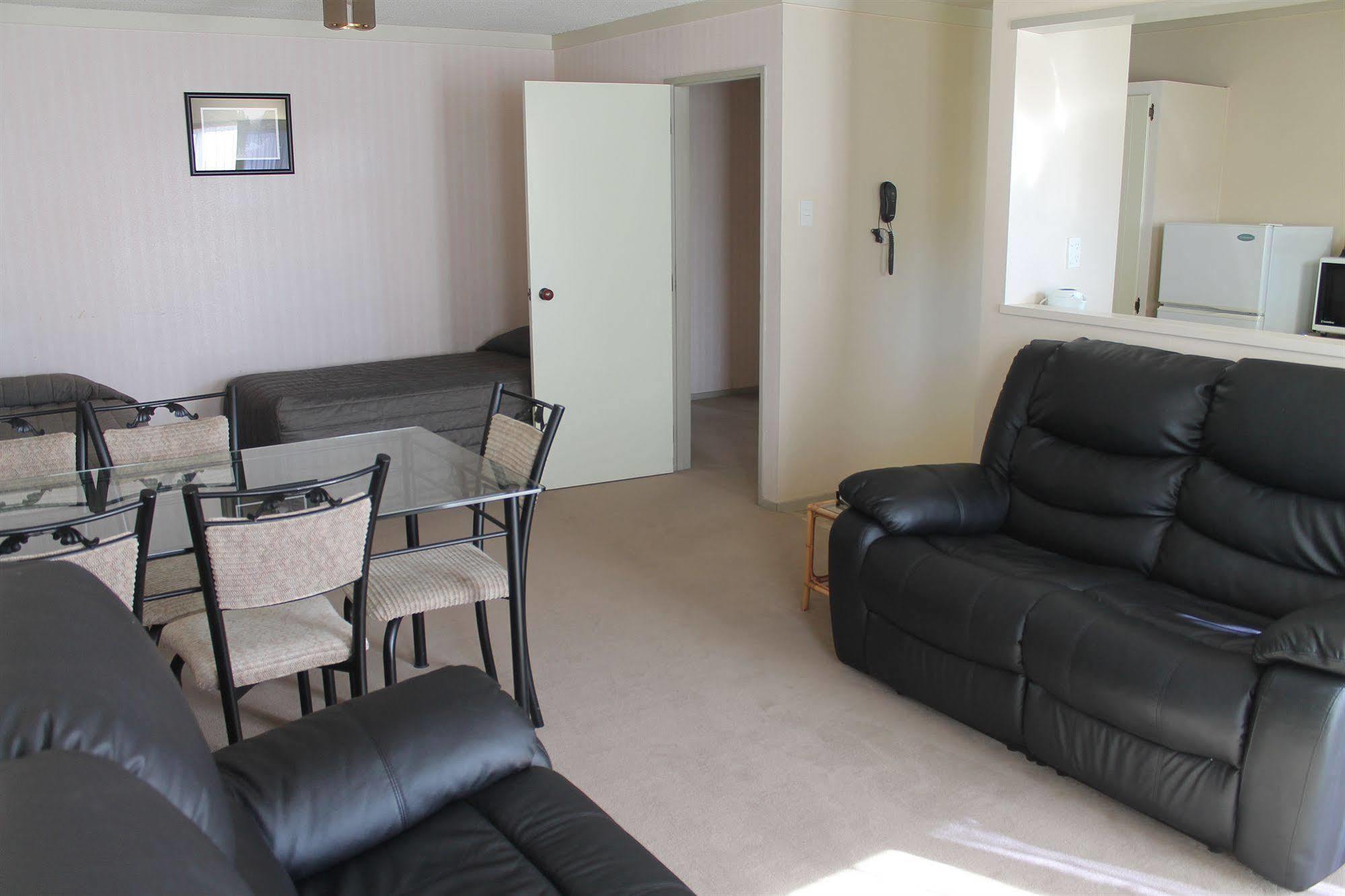 Riverview Motel Whanganui Exteriör bild